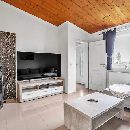 Zum Kreidesee Hemmoor-3 By Interhome *