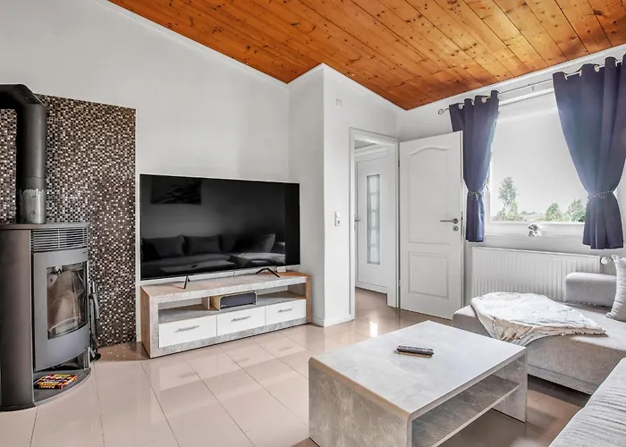 Zum Kreidesee Hemmoor-3 By Interhome *